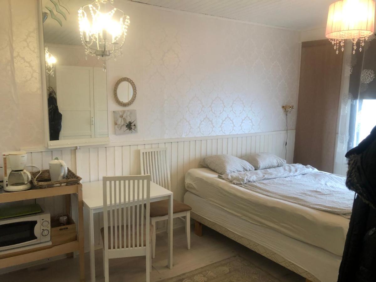Puutaloasunto 1.8 Km Turun Aurajoelta Apartment Turku Ngoại thất bức ảnh
